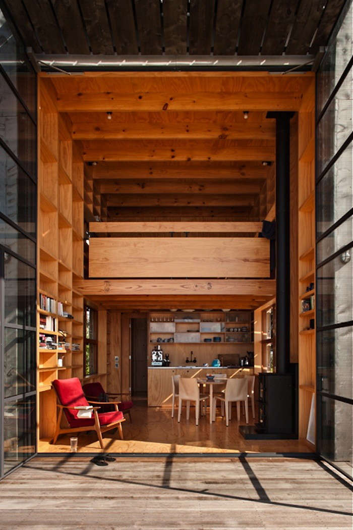 Portable beach cabin New Zealand bach; Gardenista